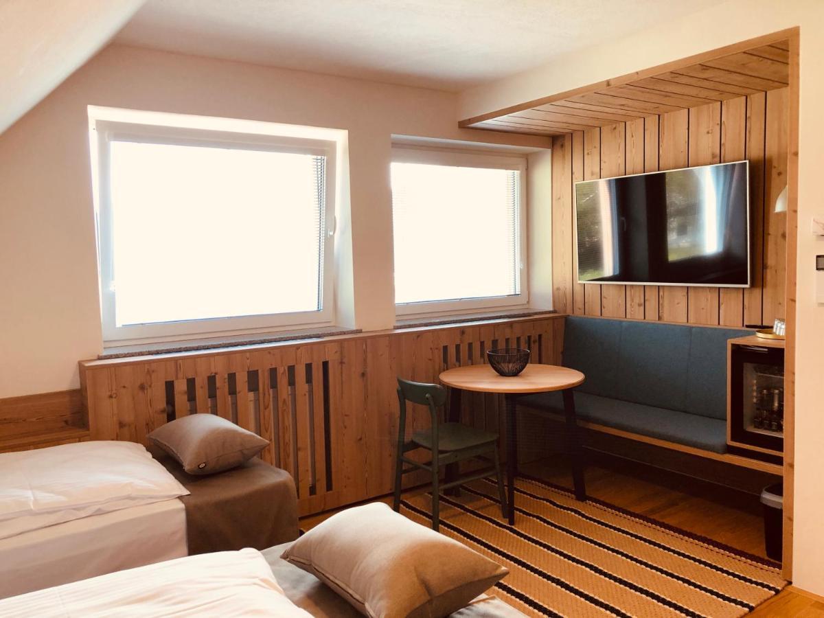 Na Vasi Restavracija In Prenocisca Hotel Skofja Loka Bagian luar foto