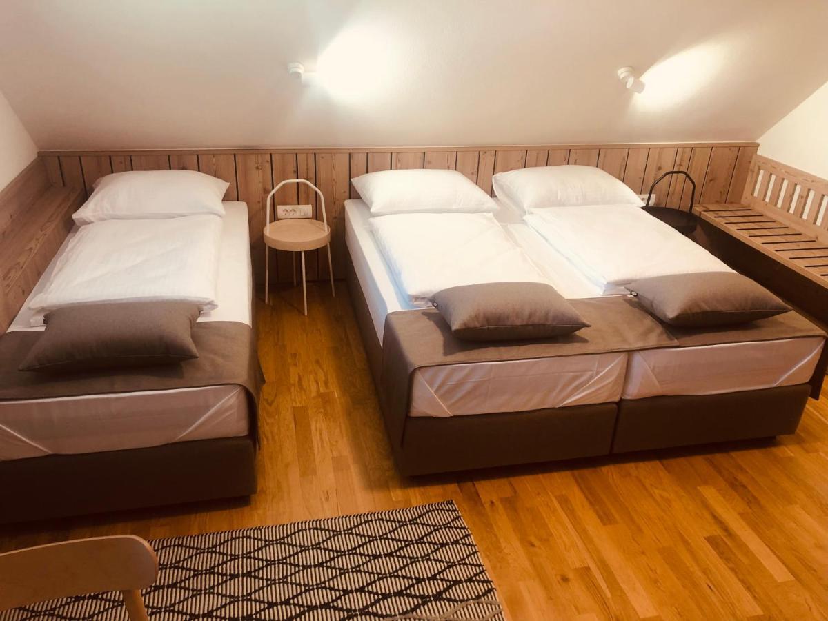 Na Vasi Restavracija In Prenocisca Hotel Skofja Loka Bagian luar foto
