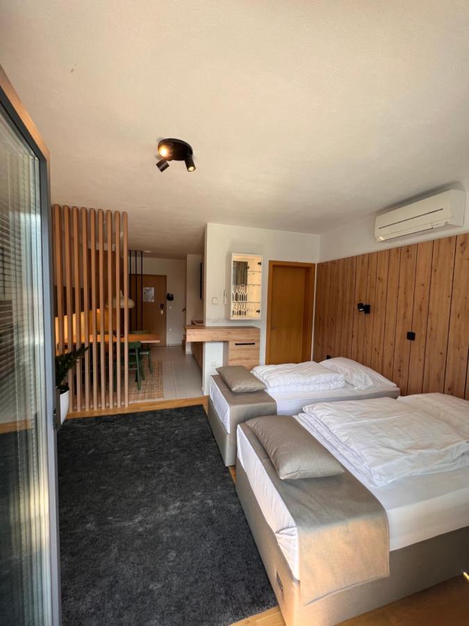Na Vasi Restavracija In Prenocisca Hotel Skofja Loka Bagian luar foto